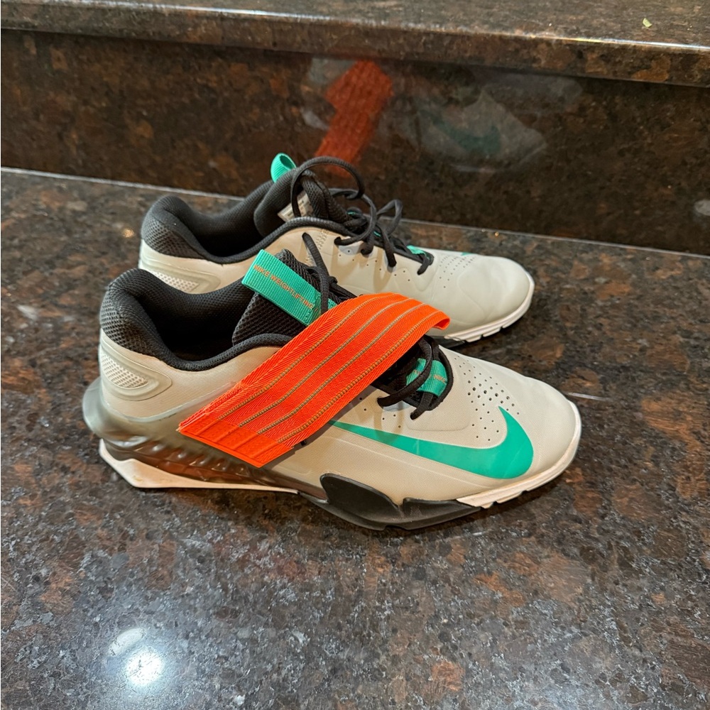Nike Lifters